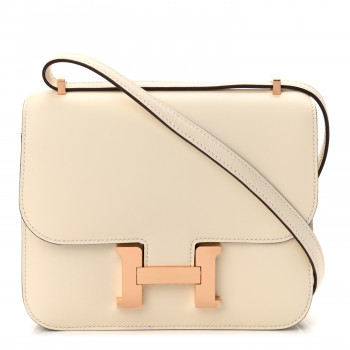 A Hermes Swift Constance size 18 in the Nata (cream) color